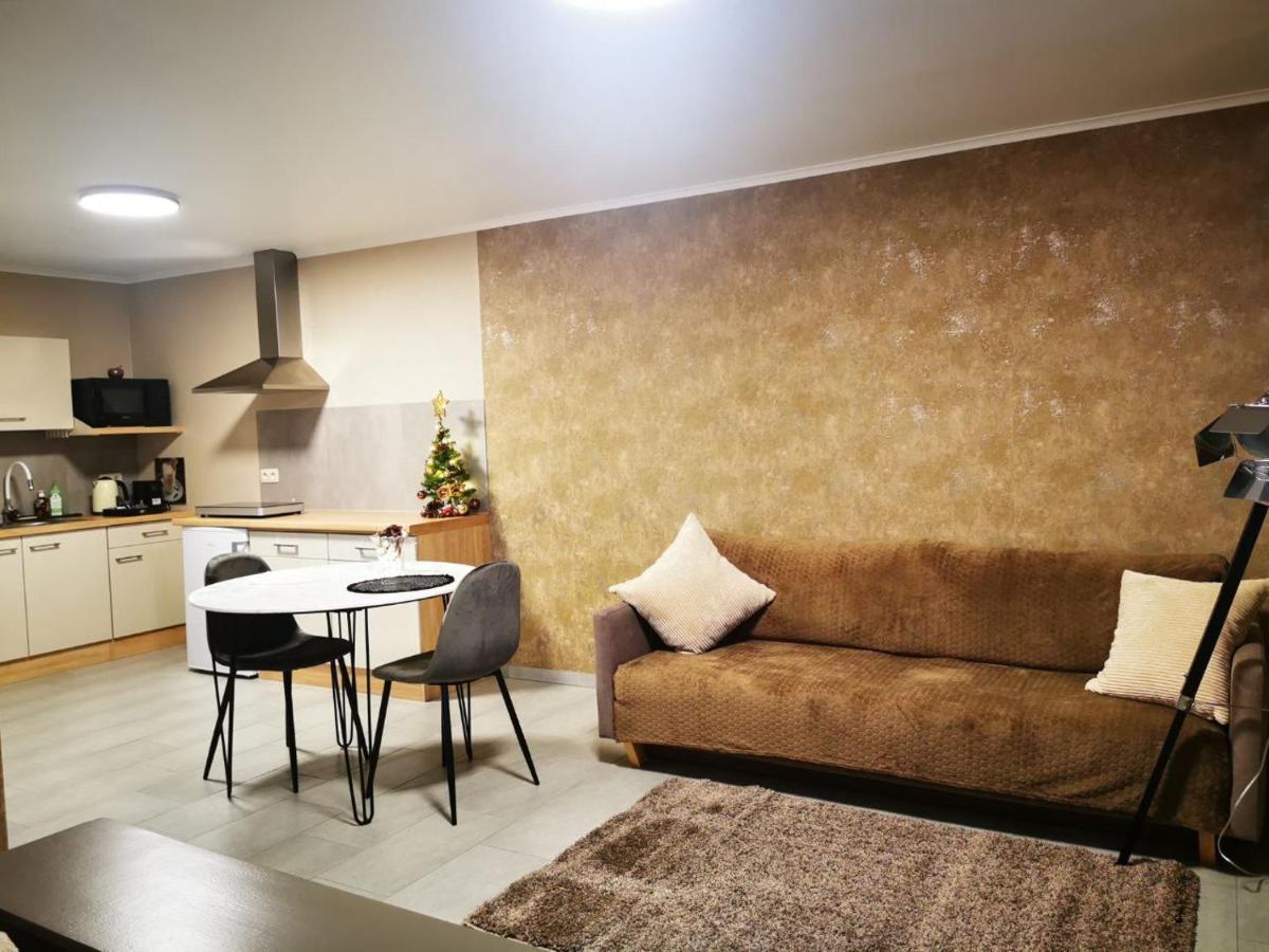 Studio Les Champs Baelen ภายนอก รูปภาพ